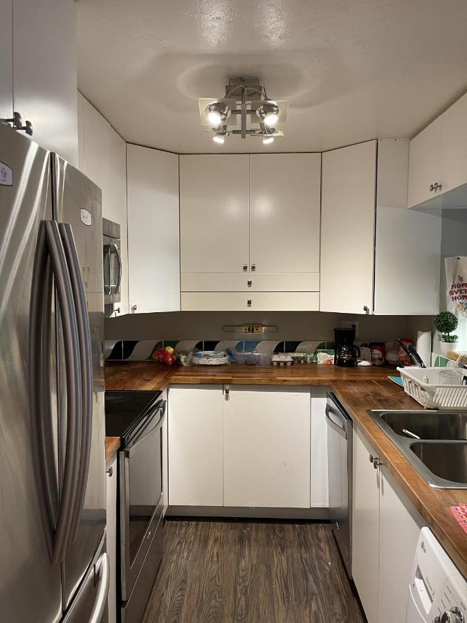 Shared Space With Private Room In Beautiful Lakefront Apartment Federal Way Zewnętrze zdjęcie